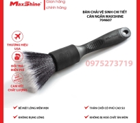 Cọ vệ sinh chi tiết cán ngắn Maxshine 704606 được dùng để làm sạch các bề mặt như: bảng điều khiển, màn hình điều hướng, lưới thông gió, logo