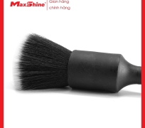 Cọ vệ sinh chi tiết cán dài Maxshine 704607 được làm từ lông mềm mại không dễ bị rụng lông và không bị sự ăn mòn của hóa chất